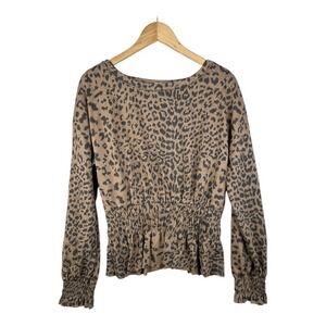 Hailey & Co. Long Sleeve Animal Print Blouse size Medium‎